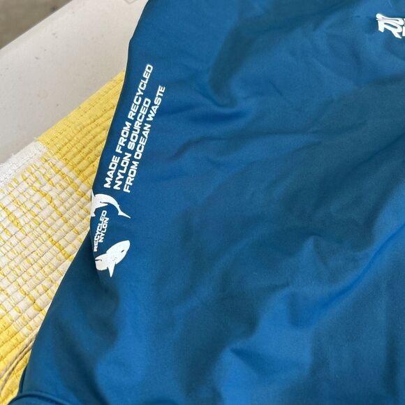 Shark Rebellion Valkyrie Mint Green Size Medium Large New Nylon Recycled - Picture 11 of 13